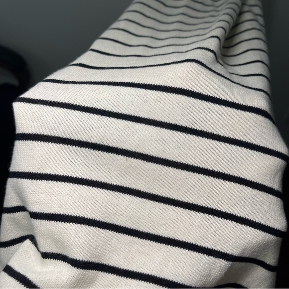 Zara Women’s White Black Striped knit Maxi Dress coastal Crisscross Back size L - Picture 3 of 5